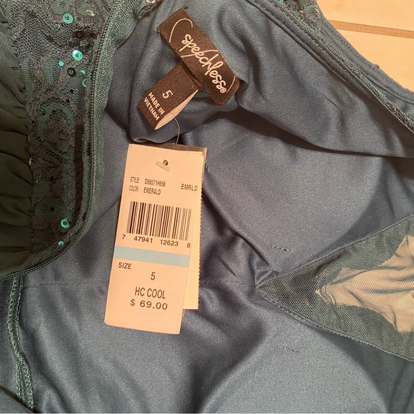 -NWT Speechless Sequin Green Emerald dress Size 5 - Picture 7 of 11